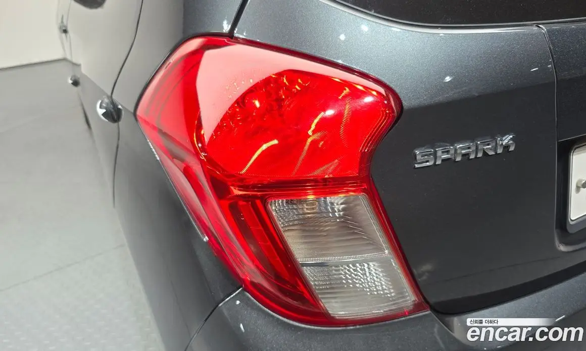 Chevrolet Spark 2016 1.0 автомат (гидро), фото 9