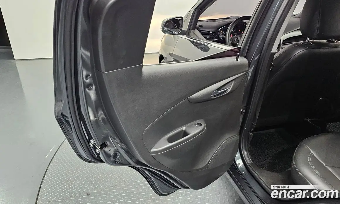 Chevrolet Spark 2017 1.0 автомат (гидро), фото 14
