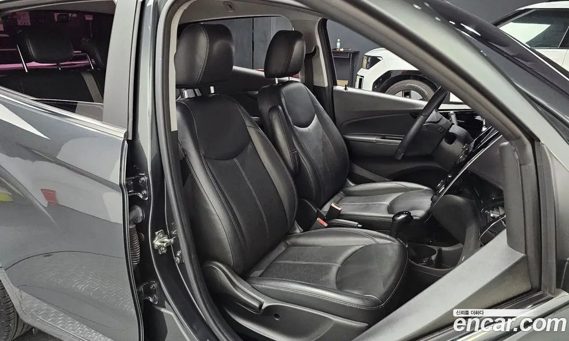 Chevrolet Spark 2017 1.0 автомат (гидро), фото 15