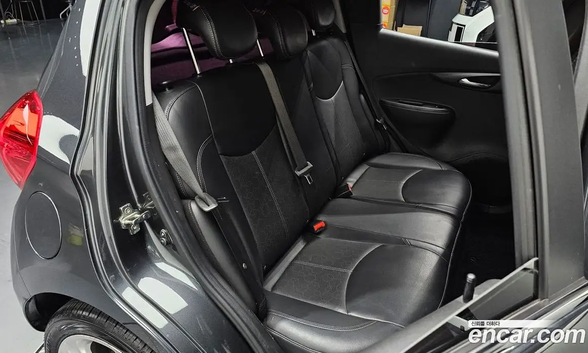 Chevrolet Spark 2017 1.0 автомат (гидро), фото 17