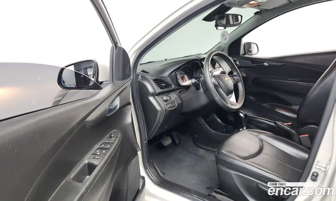 Chevrolet Spark 2017 1.0 автомат (гидро), фото 10