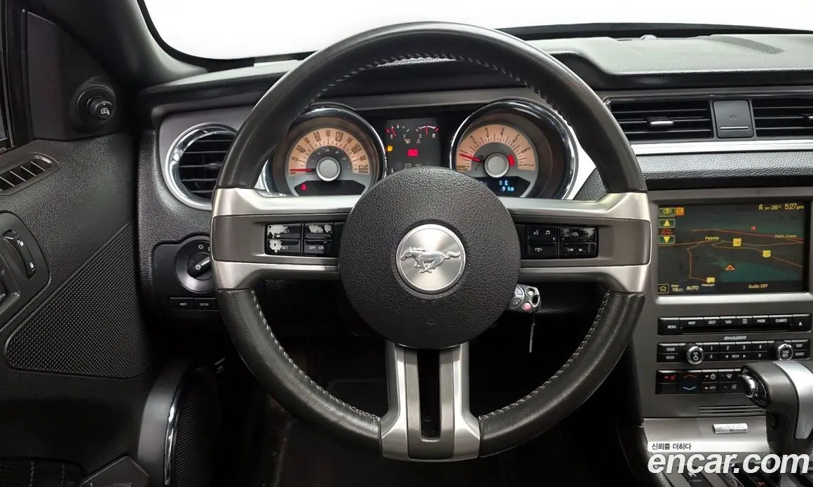 Ford Mustang 2010 4.0 автомат (гидро), фото 13