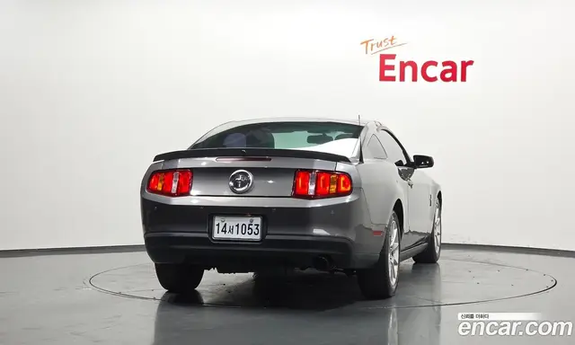 Ford Mustang 2010 4.0 автомат (гидро), миниатюра 4
