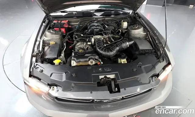 Ford Mustang 2010 4.0 автомат (гидро), миниатюра 6