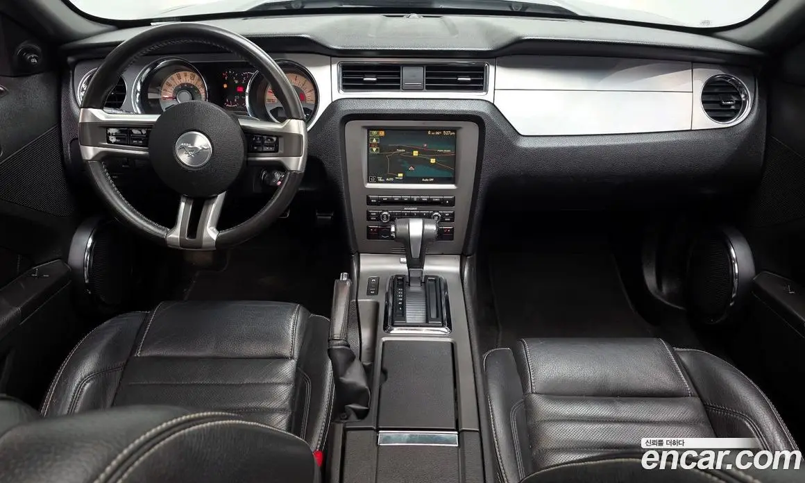 Ford Mustang 2010 4.0 автомат (гидро), фото 7