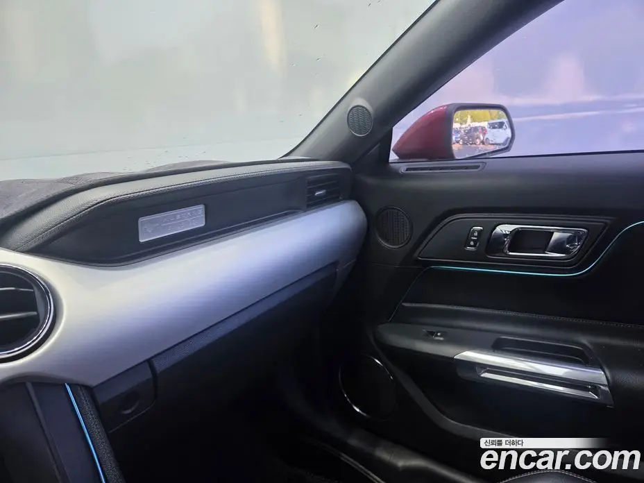 Ford Mustang 2017 5.0 автомат (гидро), фото 17