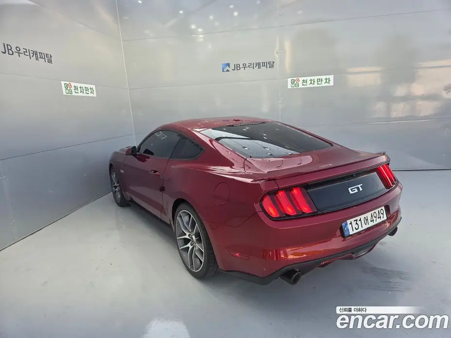 Ford Mustang 2017 5.0 автомат (гидро), фото 5