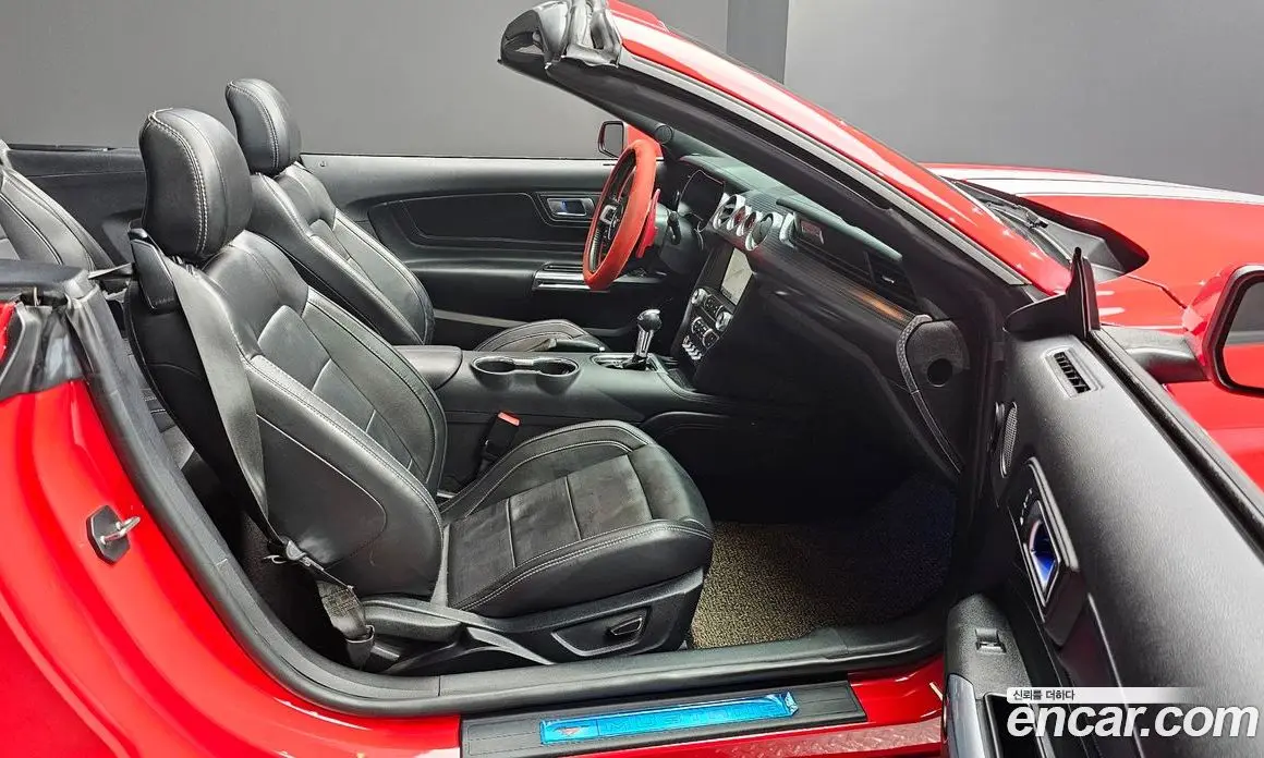 Ford Mustang 2019 5.0 автомат (гидро), фото 12