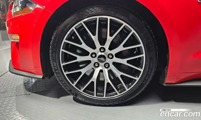 Ford Mustang 2019 5.0 автомат (гидро), миниатюра 5