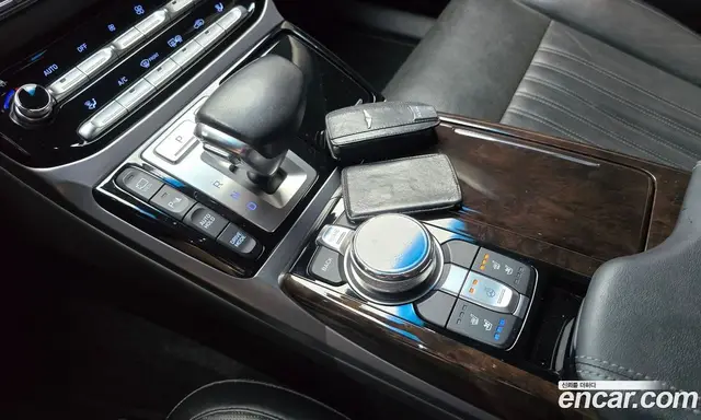 Genesis EQ900 2016 3.8 автомат (гидро), миниатюра 9