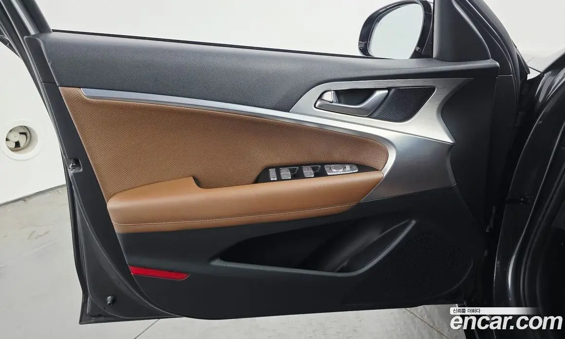 Genesis G70 2018 2.0 автомат (гидро), фото 14