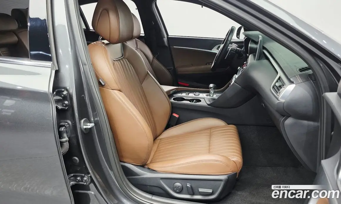 Genesis G70 2018 2.0 автомат (гидро), фото 18