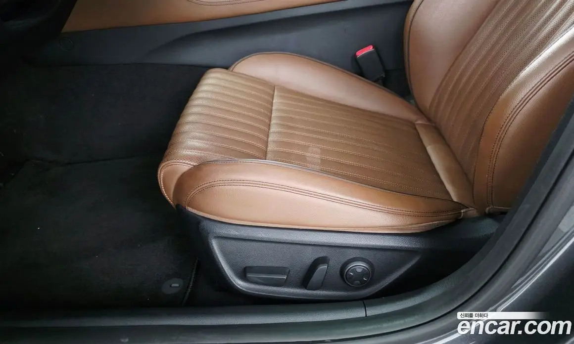Genesis G70 2018 2.0 автомат (гидро), фото 32