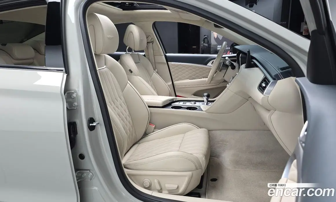 Genesis G70 2023 2.5 автомат (гидро), фото 16