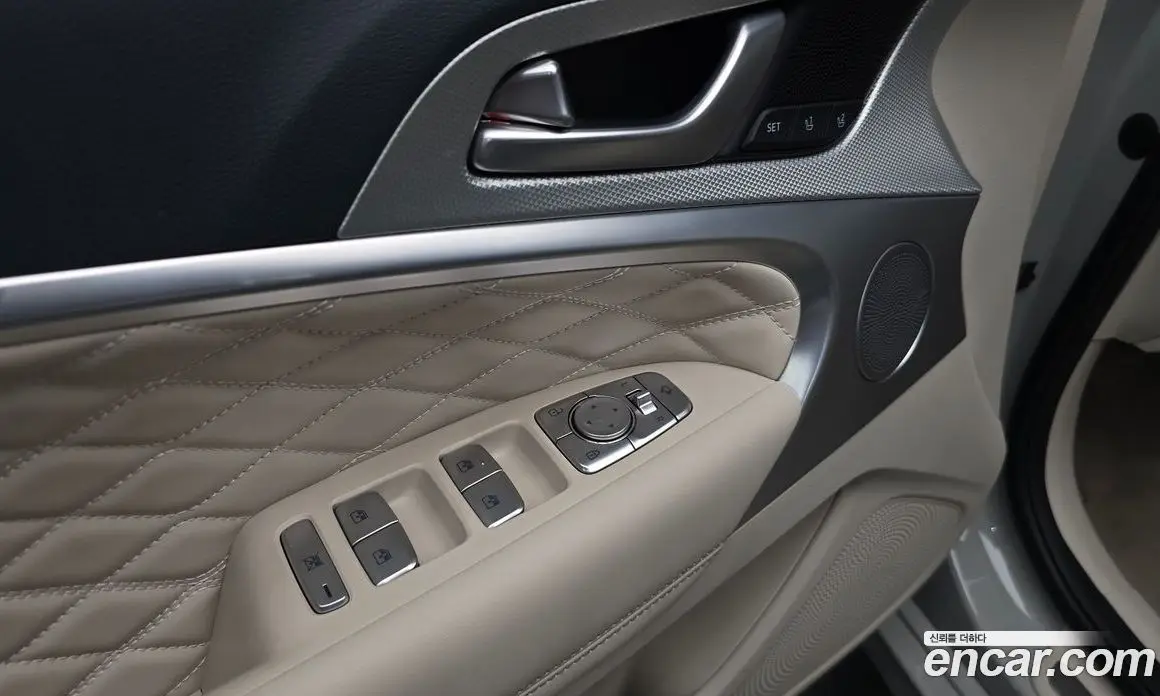 Genesis G70 2023 2.5 автомат (гидро), фото 36
