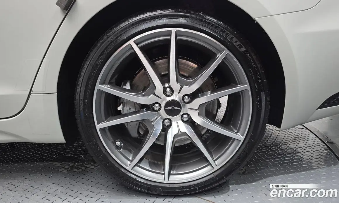 Genesis G70 2023 2.5 автомат (гидро), фото 6