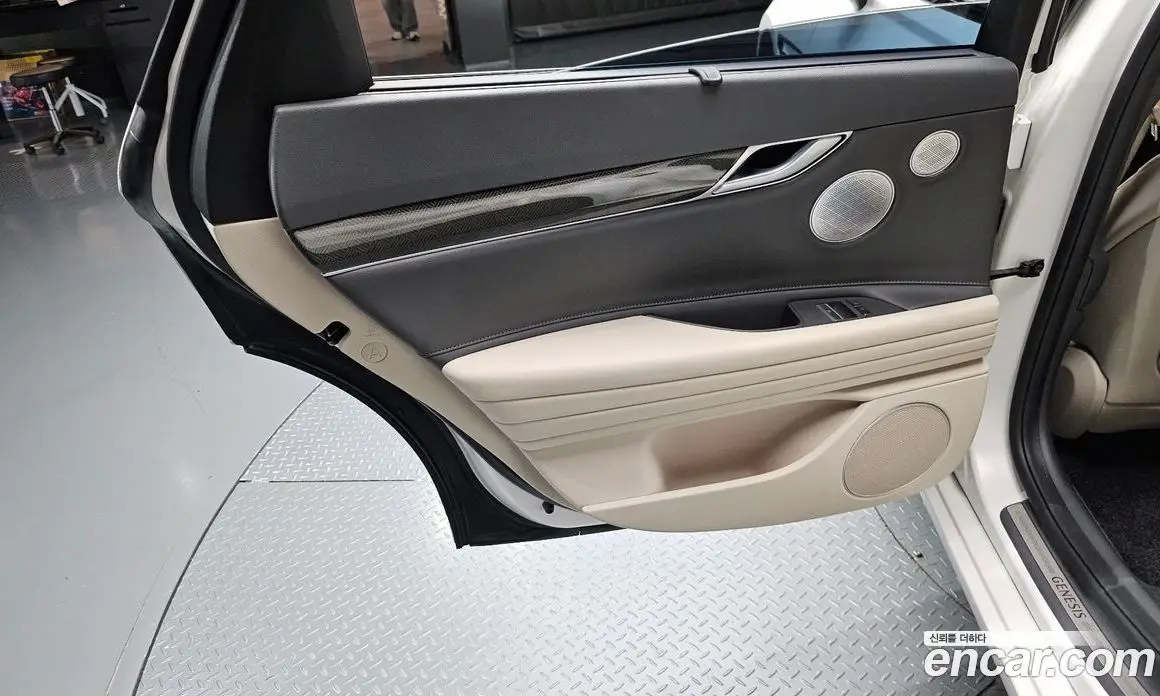 Genesis G80 2023 2.5 автомат (гидро), фото 15