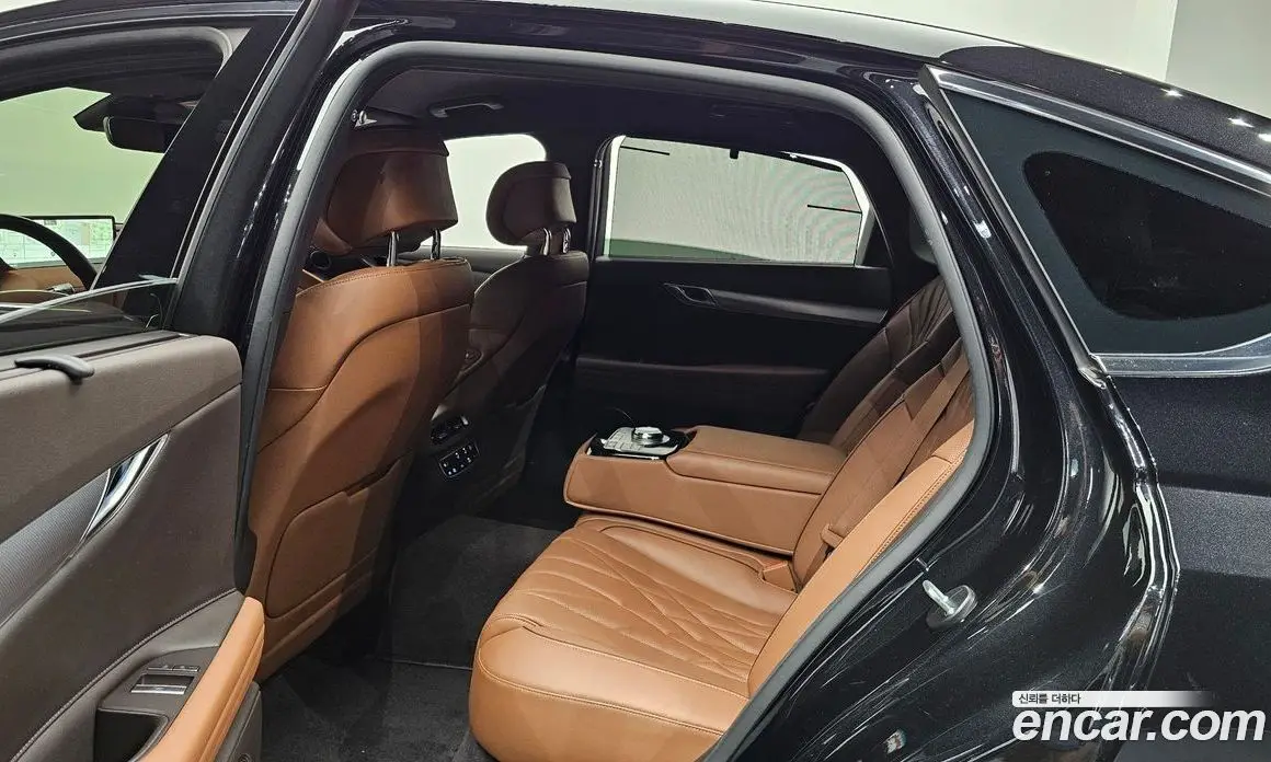 Genesis G80 2023 2.5 автомат (гидро), фото 17