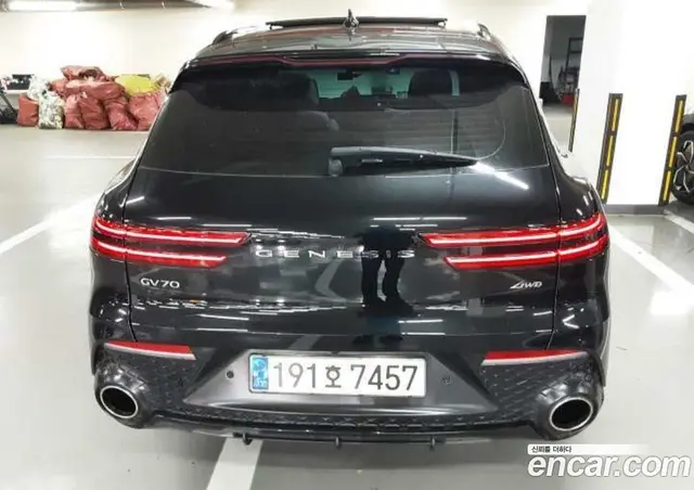 Genesis GV70 2023 2.5 автомат (гидро), миниатюра 3