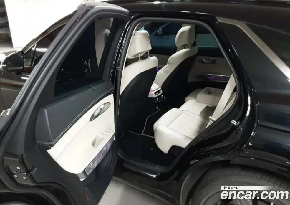 Genesis GV70 2023 2.5 автомат (гидро), фото 10