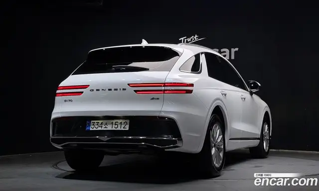 Genesis GV70 2024 2.5 автомат (гидро), миниатюра 2