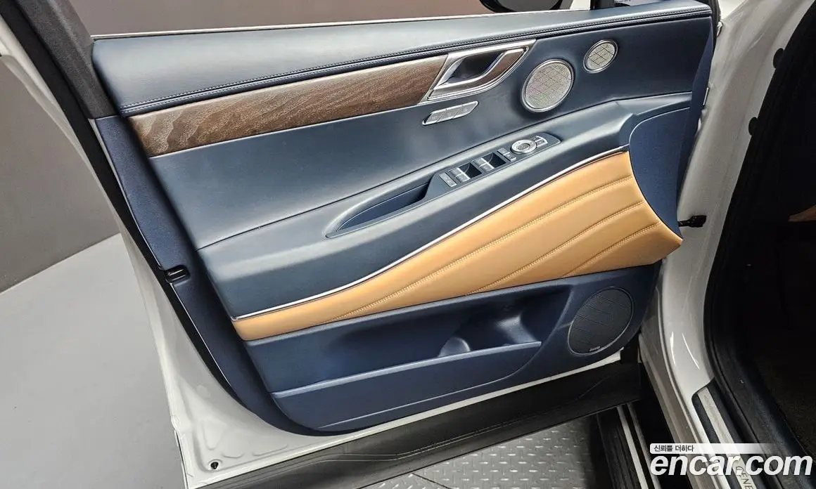 Genesis GV80 2023 3.5 автомат (гидро), фото 14