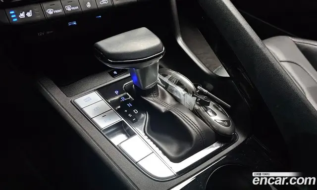 Hyundai Avante 2024 1.6 автомат (гидро), миниатюра 9