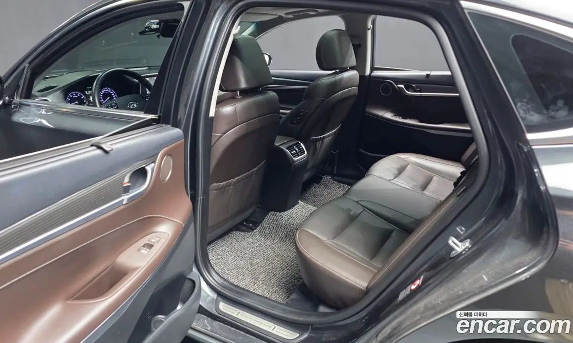 Hyundai Grandeur 2019 3.0 автомат (гидро), фото 15