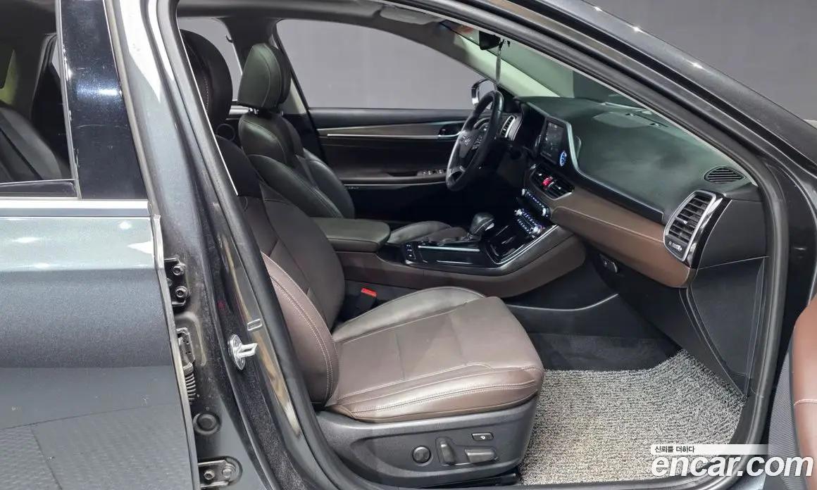 Hyundai Grandeur 2019 3.0 автомат (гидро), фото 16