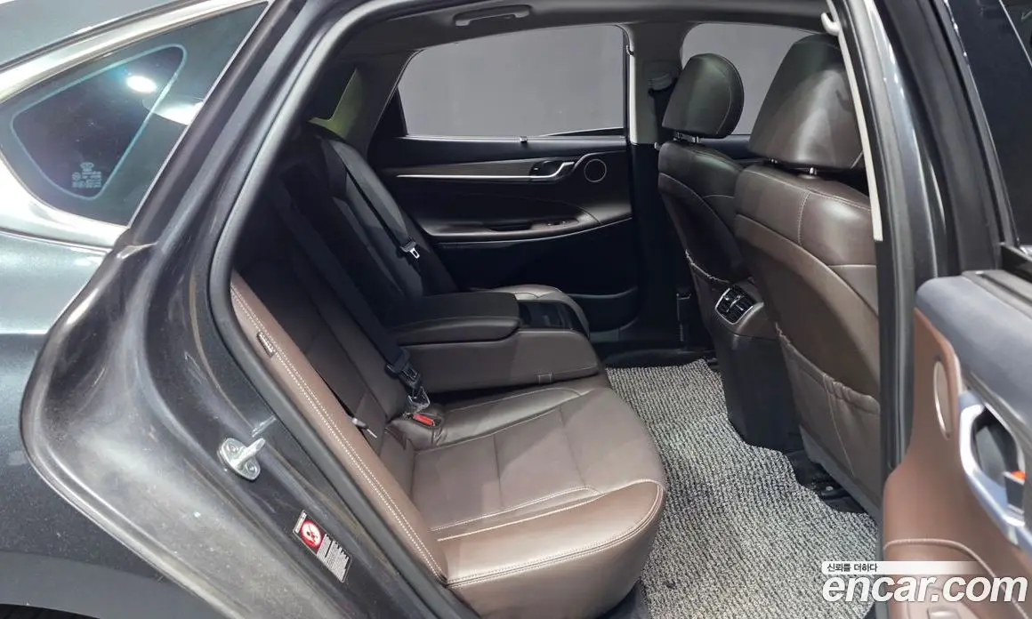 Hyundai Grandeur 2019 3.0 автомат (гидро), фото 17