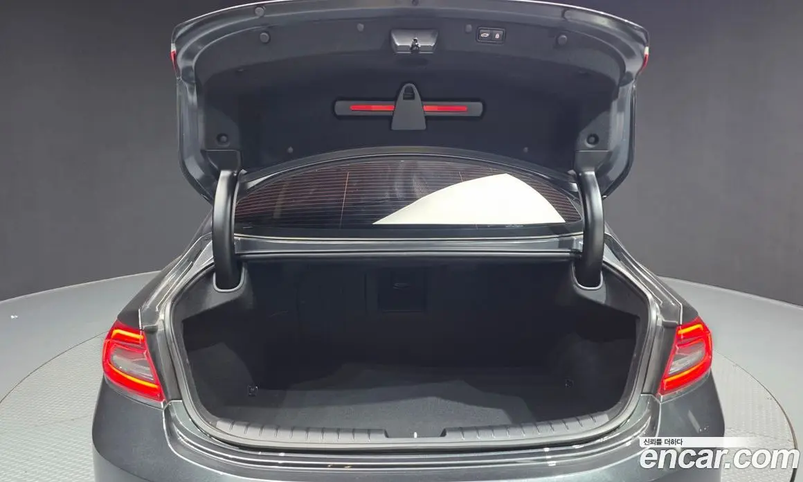 Hyundai Grandeur 2019 3.0 автомат (гидро), фото 25