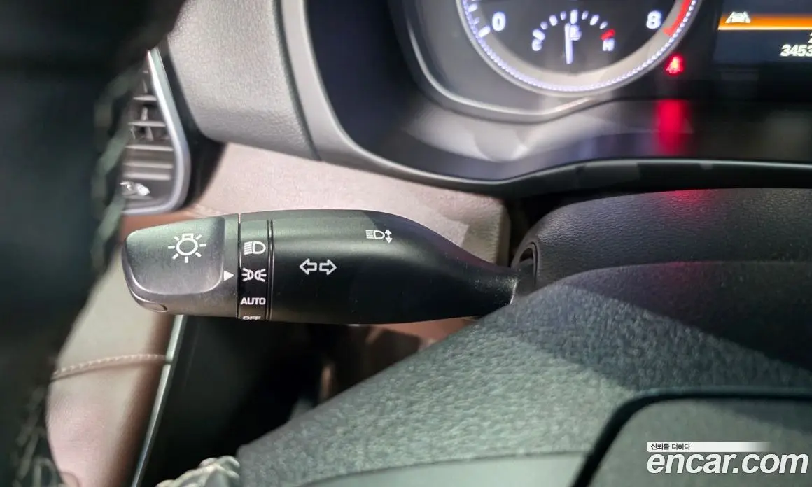 Hyundai Grandeur 2019 3.0 автомат (гидро), фото 32
