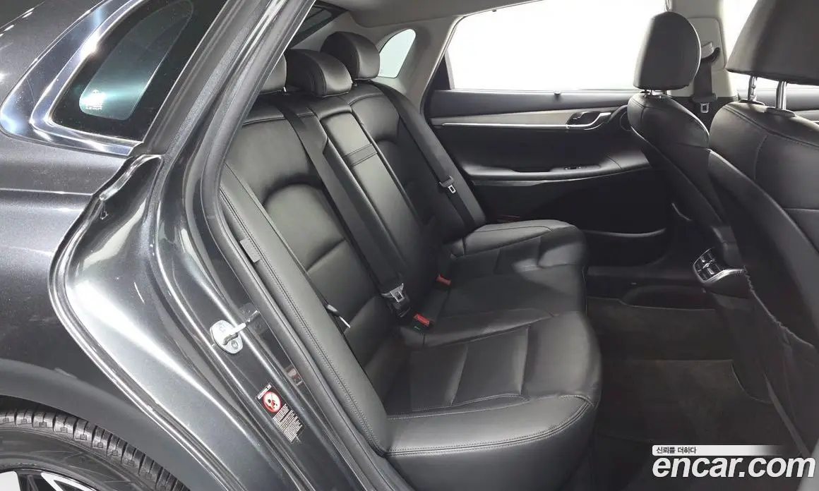 Hyundai Grandeur 2020 2.4 автомат (гидро), фото 17
