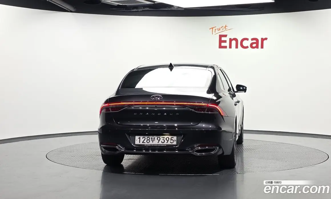 Hyundai Grandeur 2020 2.4 автомат (гидро), фото 4