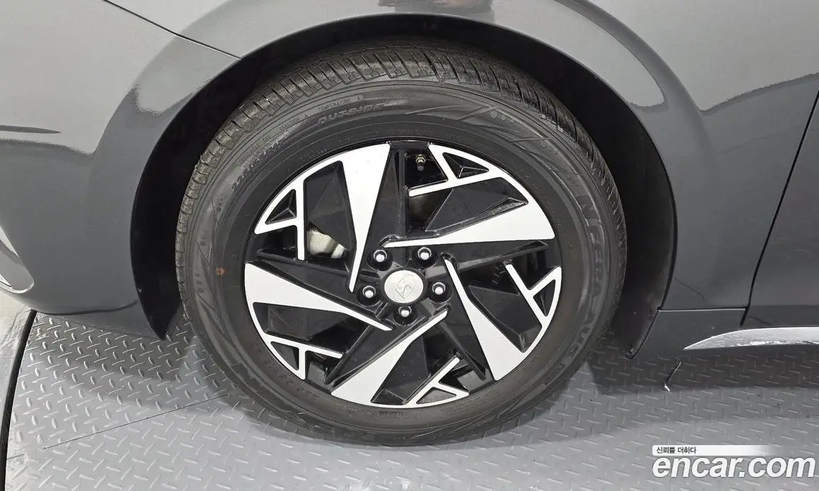 Hyundai Grandeur 2020 2.4 автомат (гидро), фото 5