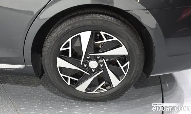 Hyundai Grandeur 2020 2.4 автомат (гидро), миниатюра 7