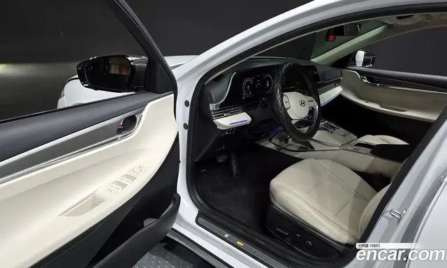 Hyundai Grandeur 2021 3.3 автомат (гидро), миниатюра 10