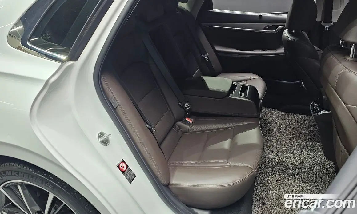 Hyundai Grandeur 2021 2.5 автомат (гидро), фото 17
