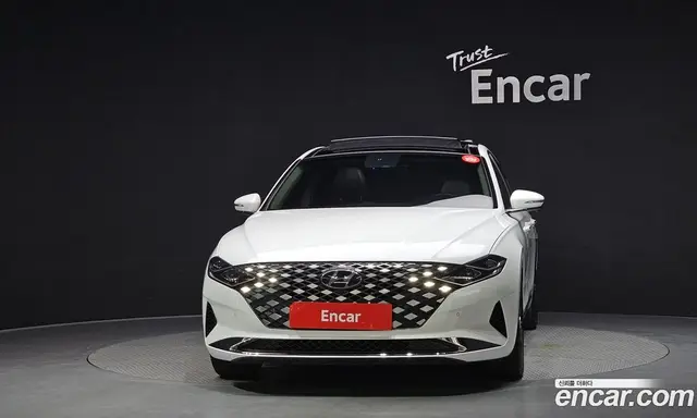 Hyundai Grandeur 2021 2.5 автомат (гидро), миниатюра 3