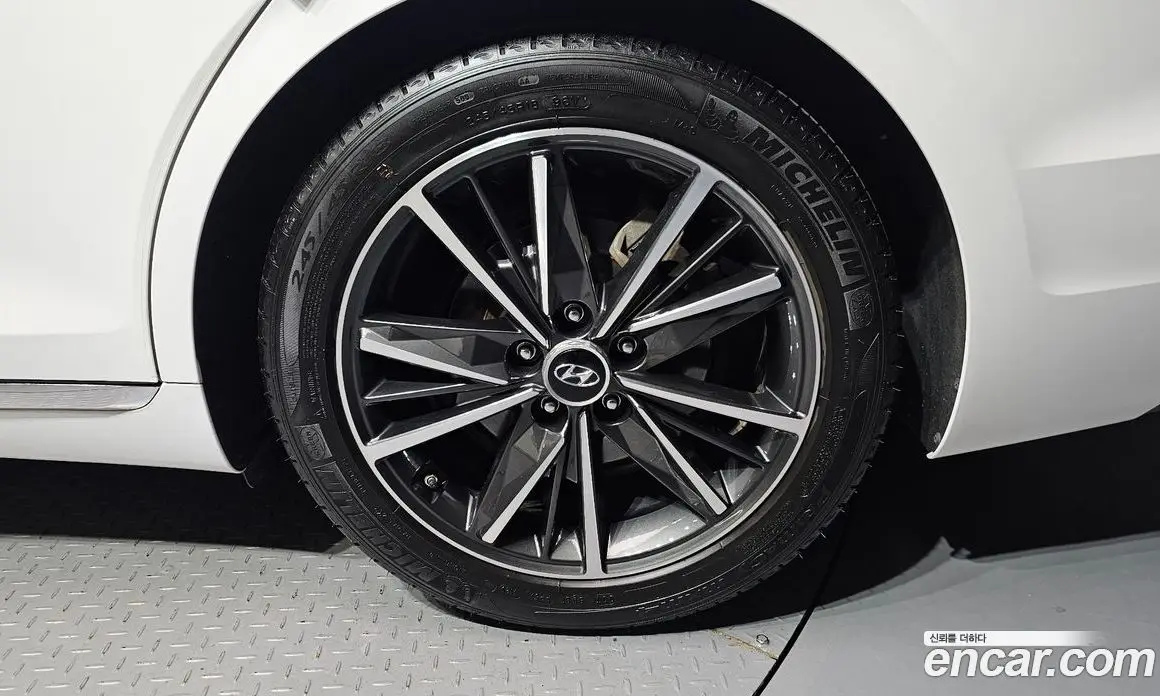 Hyundai Grandeur 2021 2.5 автомат (гидро), фото 7