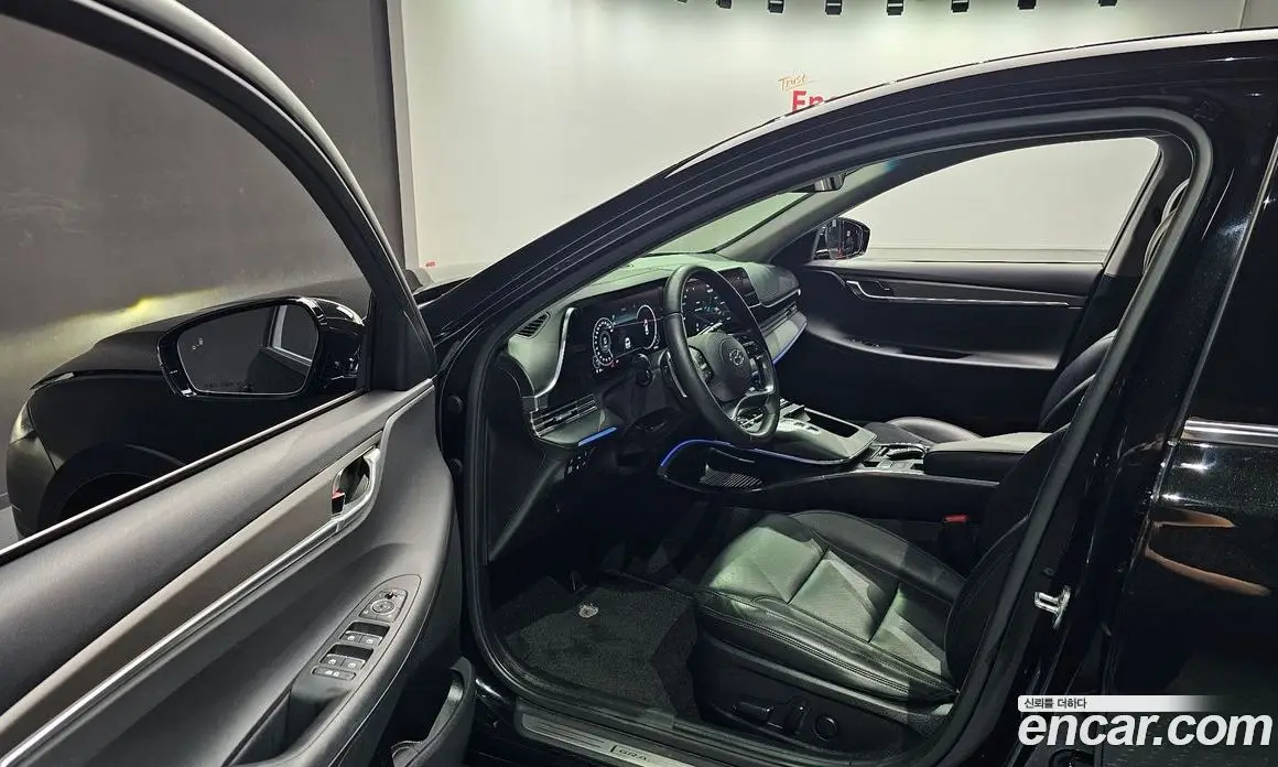 Hyundai Grandeur 2022 2.5 автомат (гидро), фото 13