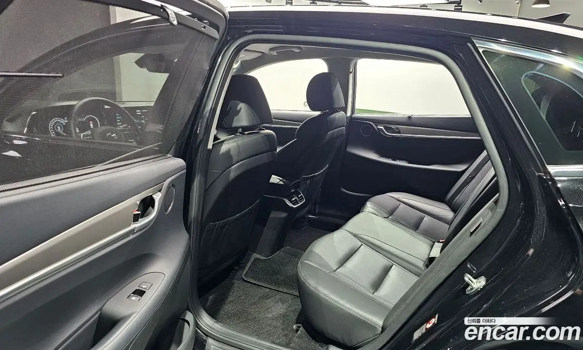 Hyundai Grandeur 2022 2.5 автомат (гидро), фото 16