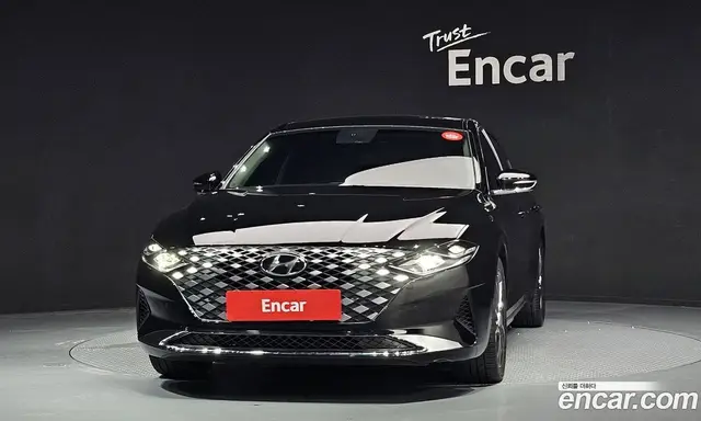 Hyundai Grandeur 2022 2.5 автомат (гидро), миниатюра 3