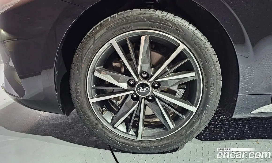 Hyundai Grandeur 2022 2.5 автомат (гидро), фото 5
