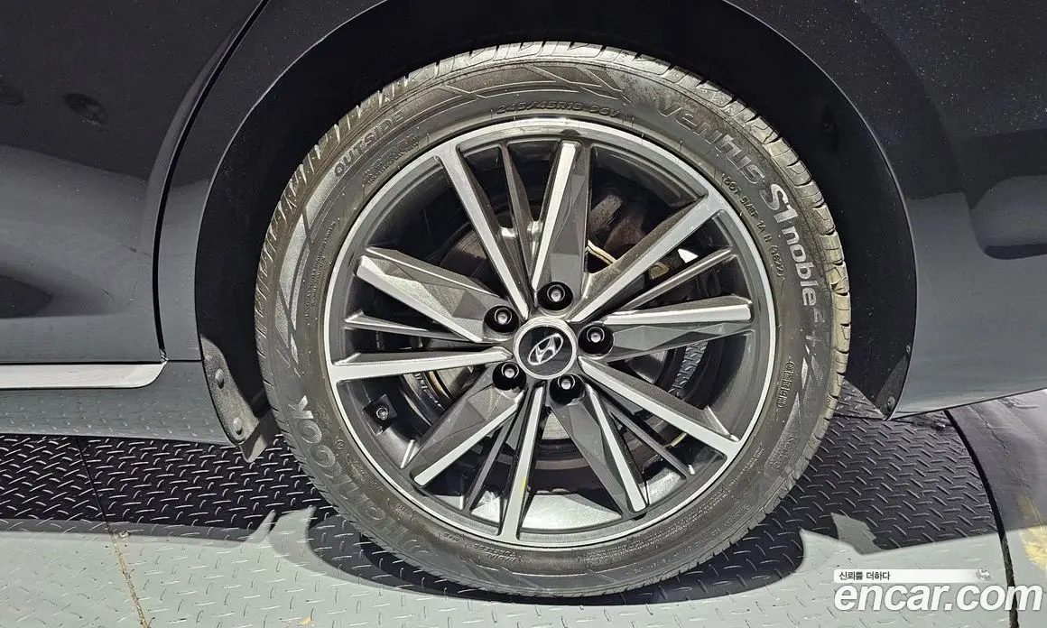 Hyundai Grandeur 2022 2.5 автомат (гидро), фото 7