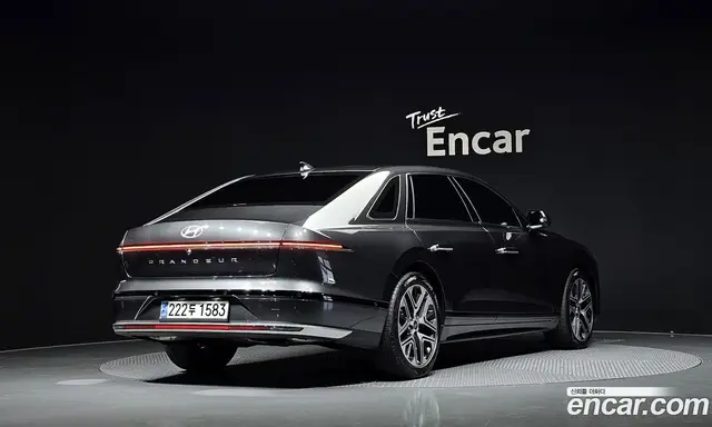 Hyundai Grandeur 2023 1.6 автомат (гидро), миниатюра 2