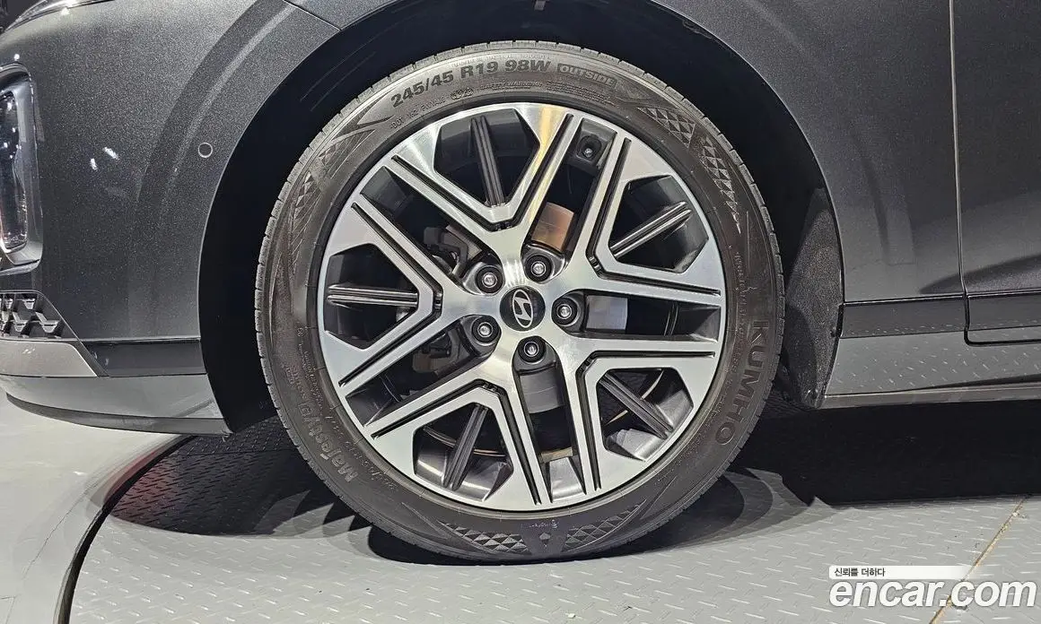 Hyundai Grandeur 2023 1.6 автомат (гидро), фото 5