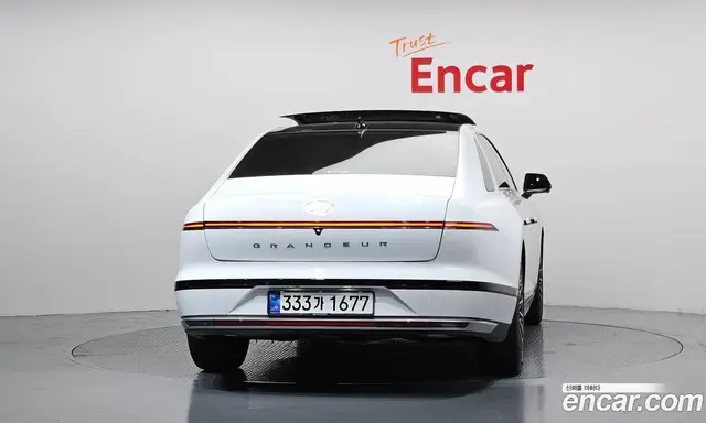Hyundai Grandeur 2023 1.6 автомат (гидро), миниатюра 4