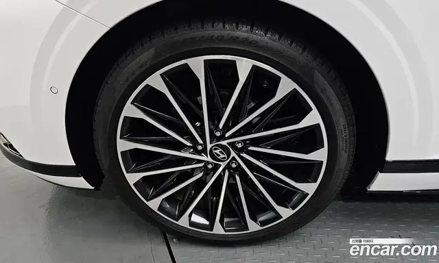 Hyundai Grandeur 2024 1.6 автомат (гидро), миниатюра 5