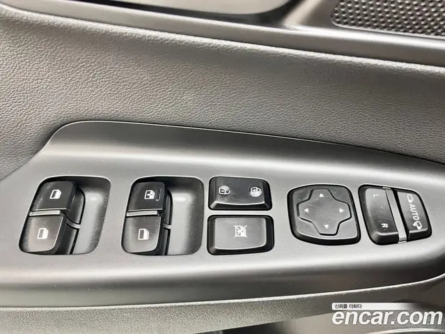 Hyundai Kona 2017 1.6 автомат (гидро), миниатюра 11